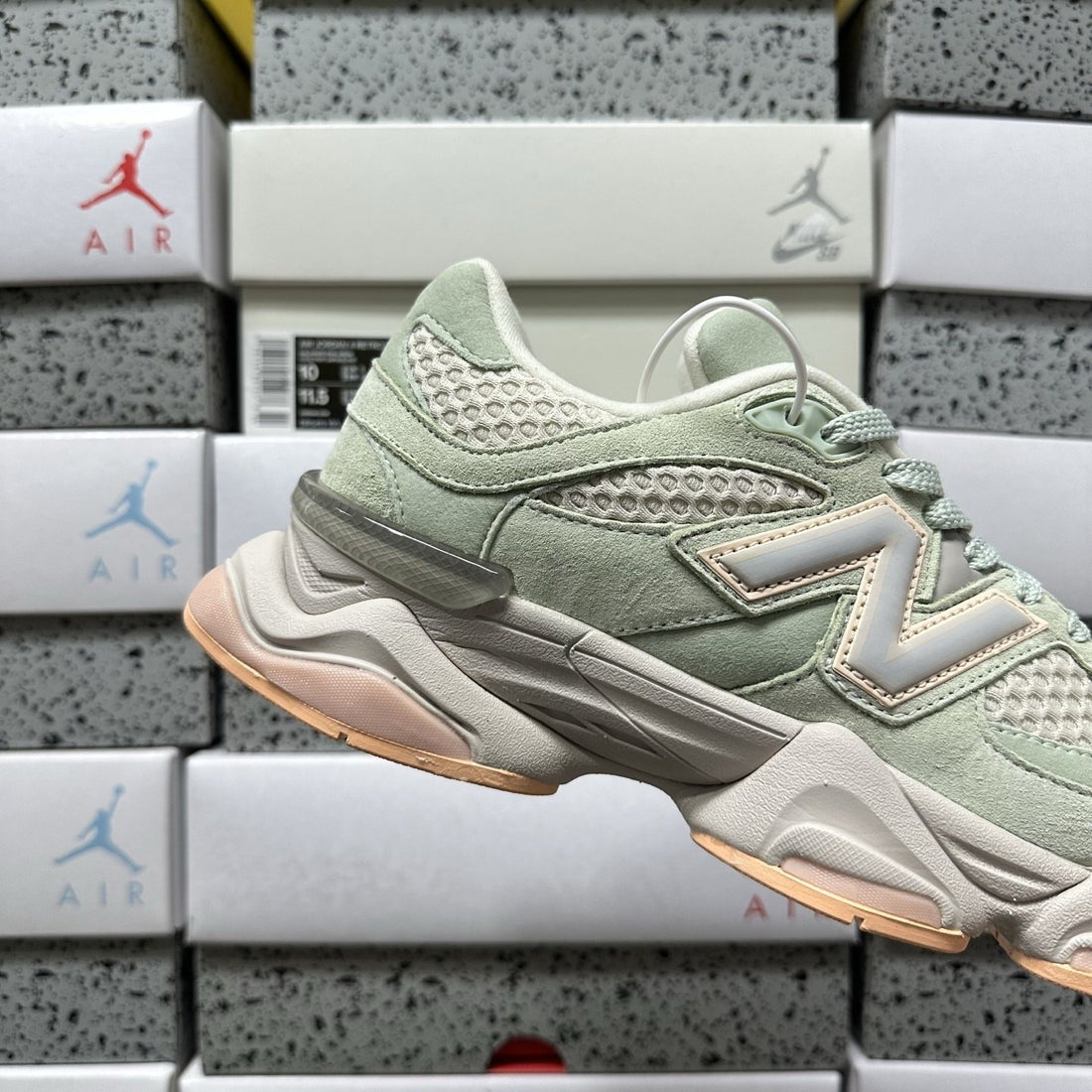 NB 9060 Mint Peach Sole