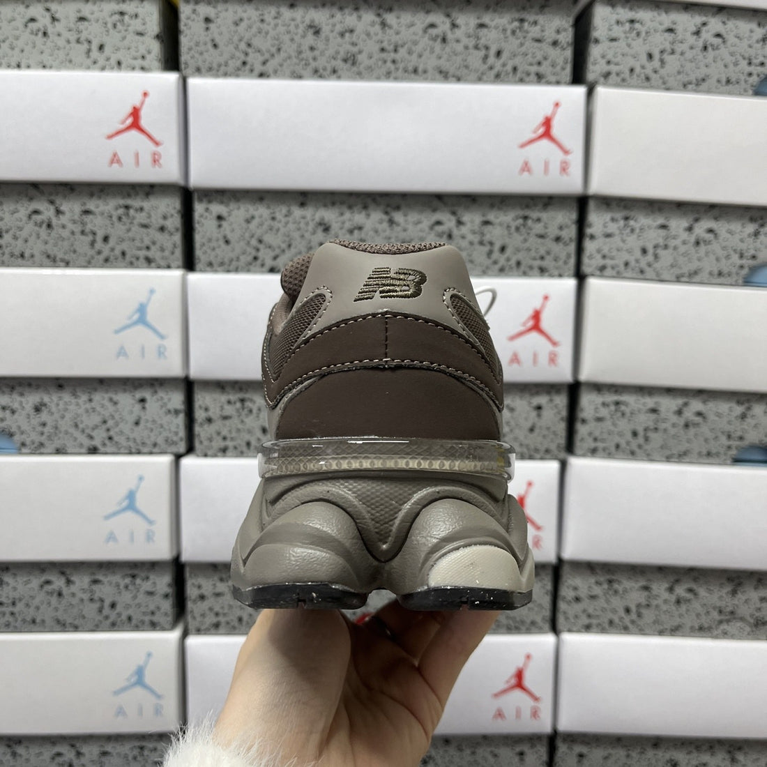 NB 9060 Mushroom Brown Suede