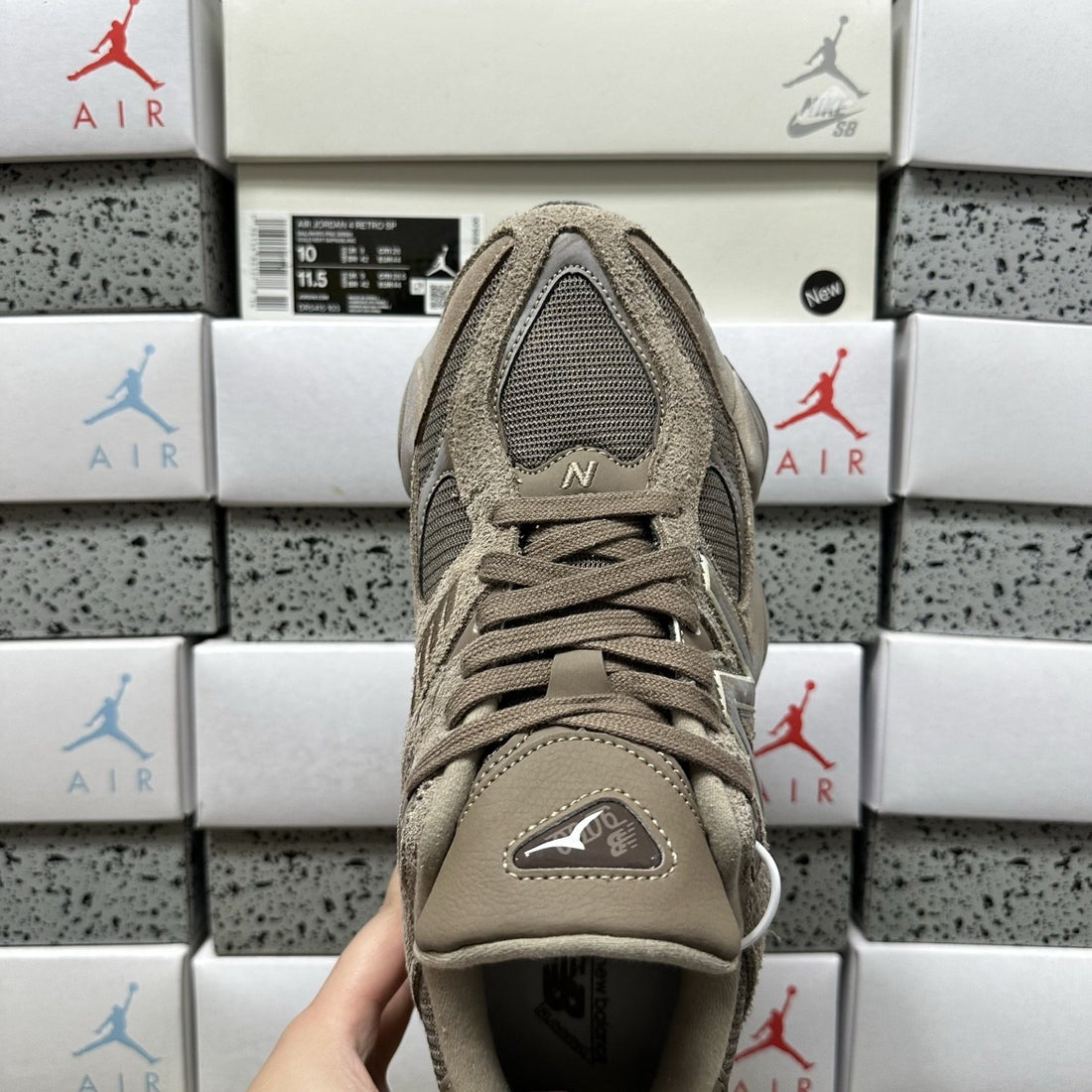 NB 9060 Mushroom Taupe
