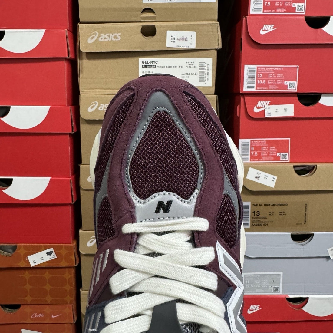 NB 9060 Navy Burgundy