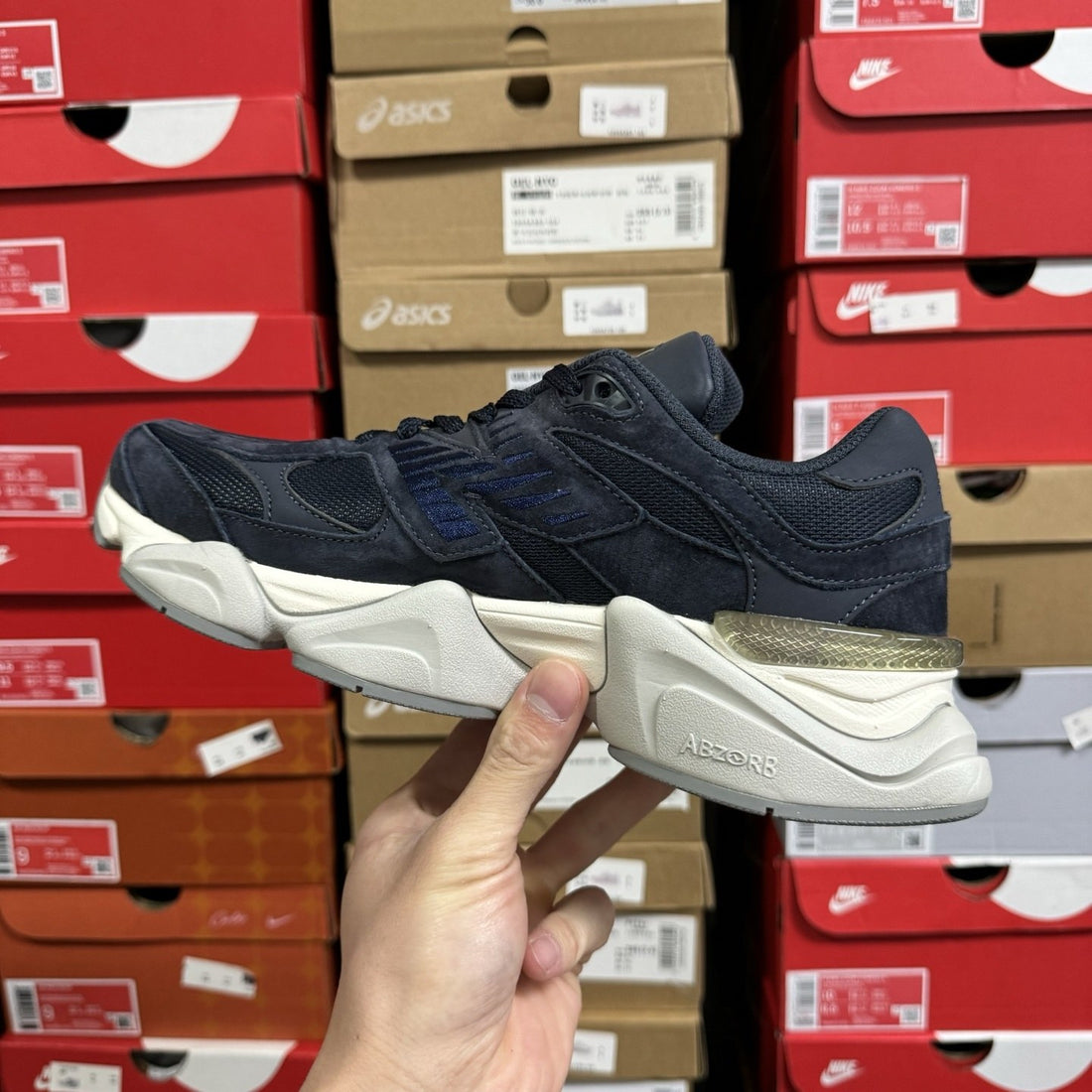 NB 9060 Navy Suede Cream