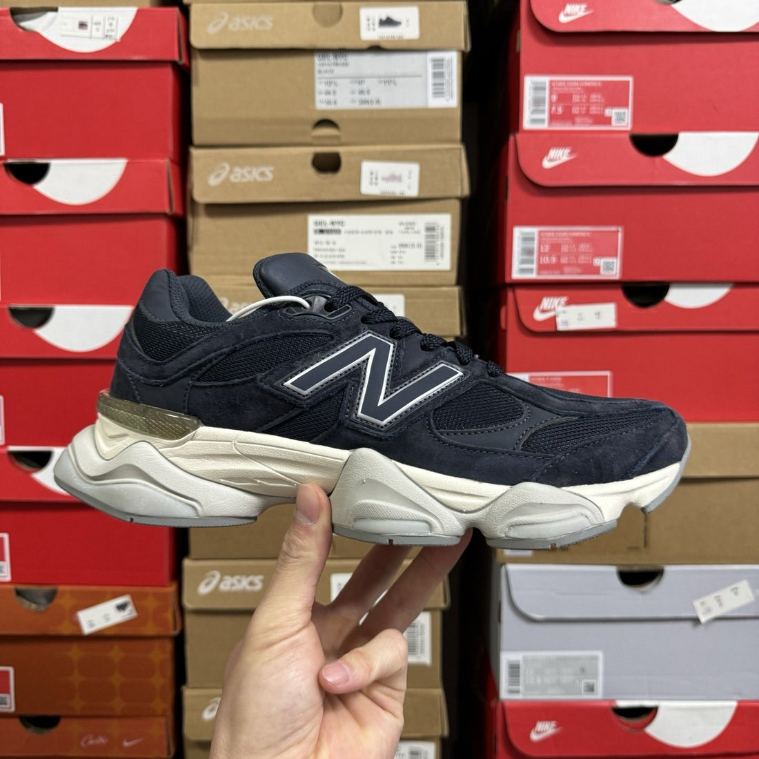 NB 9060 Navy Suede Cream