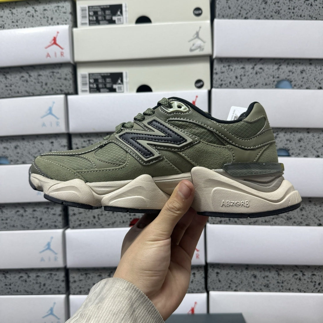 NB 9060 Olive Utility