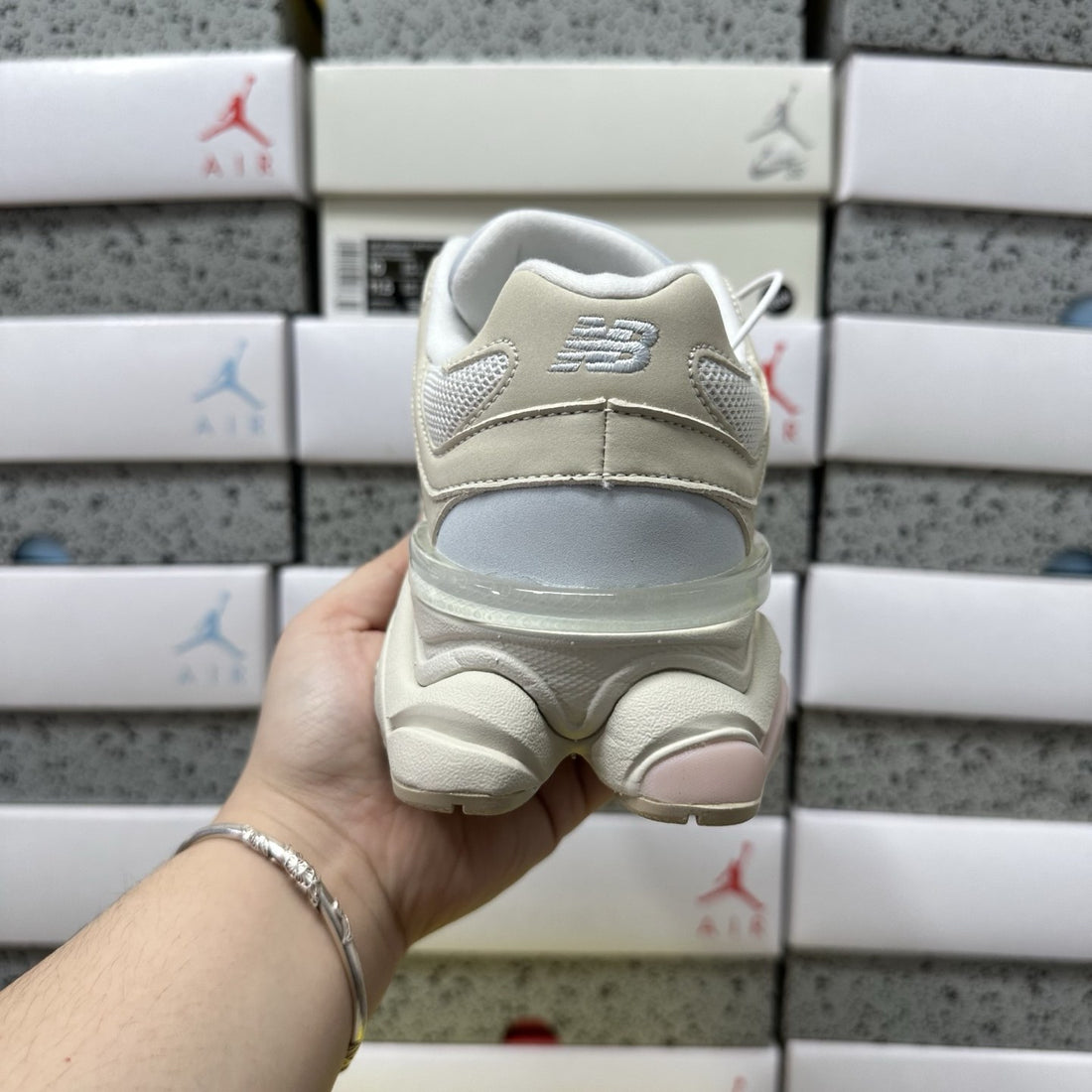 NB 9060 Pastel Sky