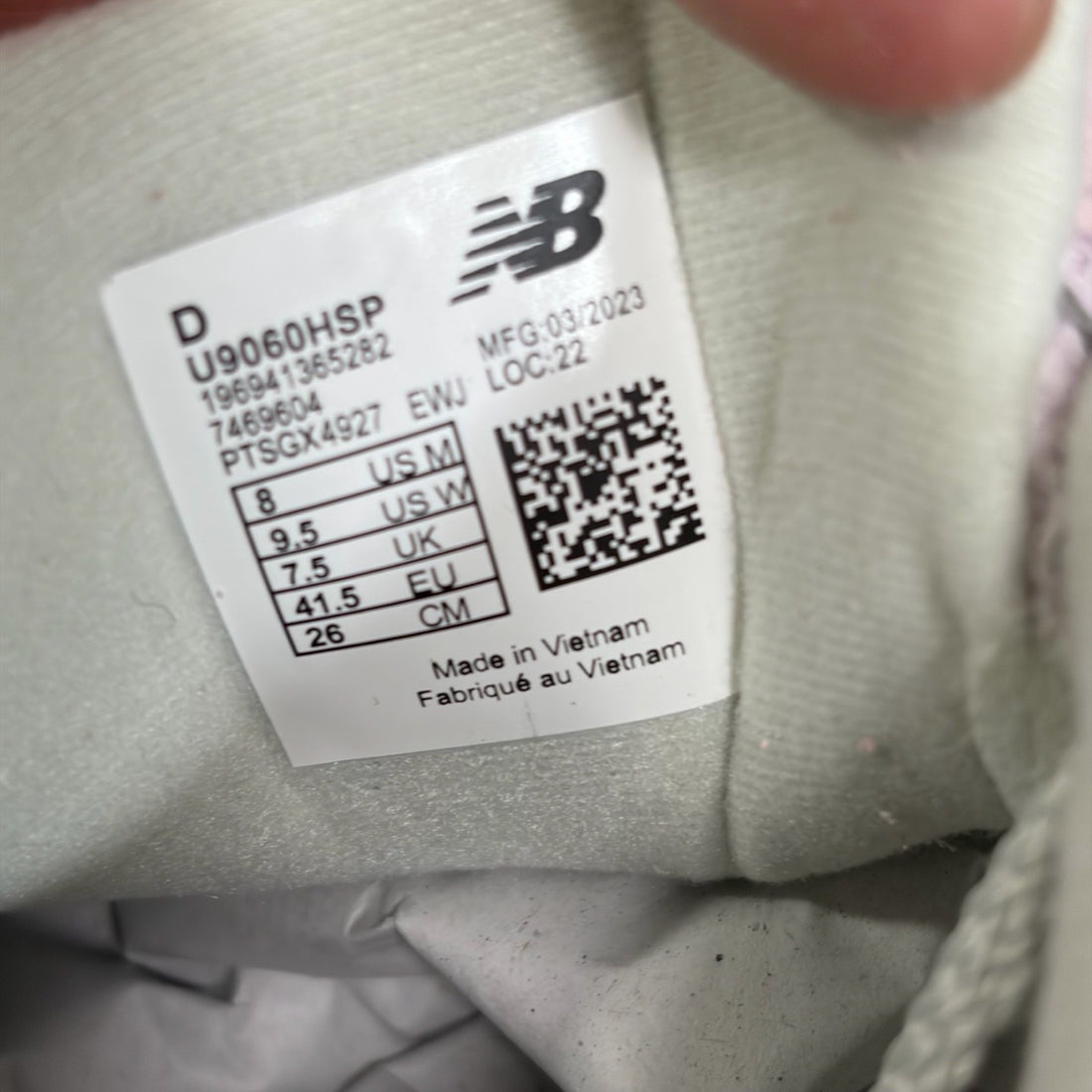 NB 9060 Pink Fuzzy Suede