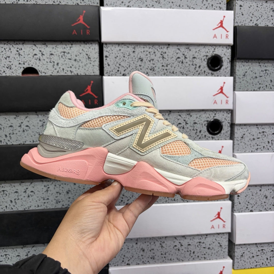 NB 9060 Pink Grey Freshgoods