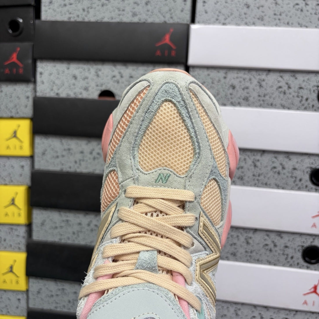 NB 9060 Pink Grey Freshgoods