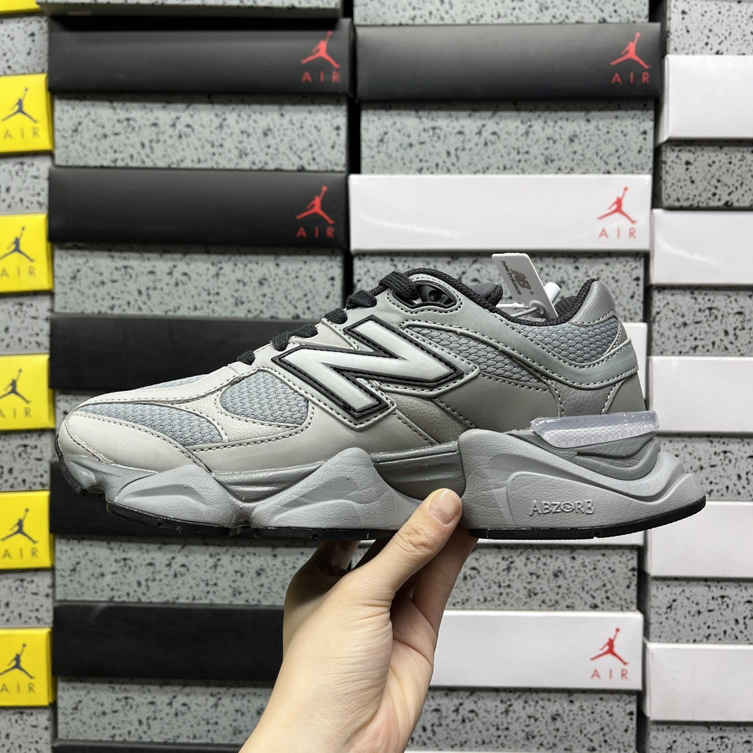 NB 9060 Rain Cloud Grey
