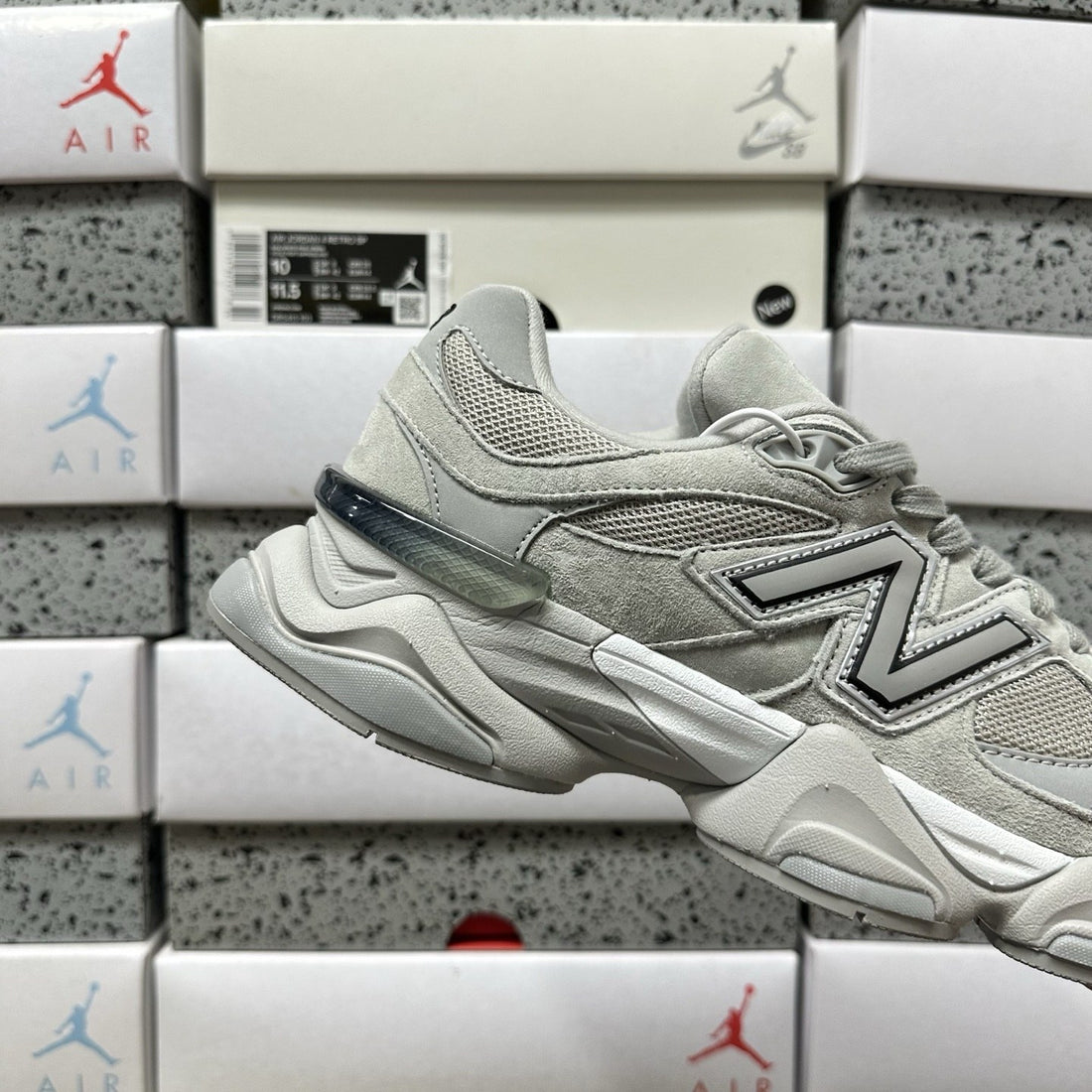 NB 9060 Rain Cloud Silver