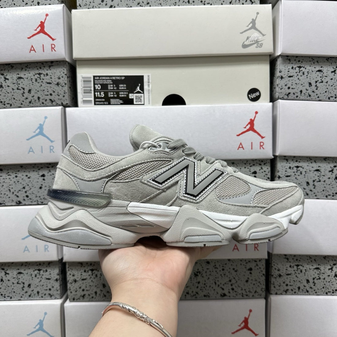 NB 9060 Rain Cloud Silver