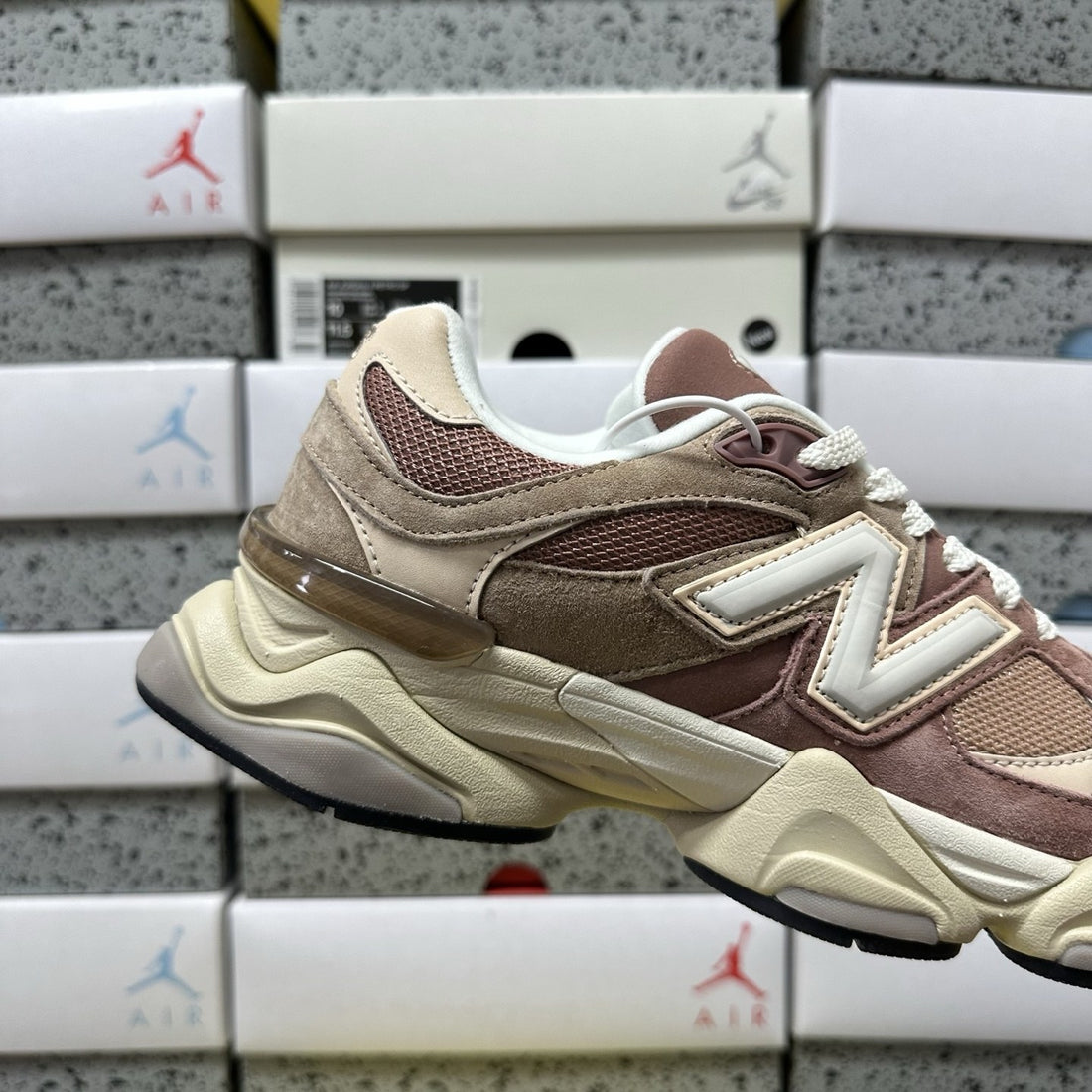 NB 9060 Rose Brown