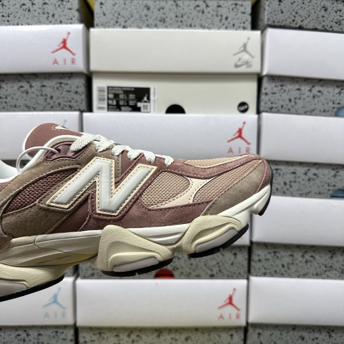 NB 9060 Rose Brown