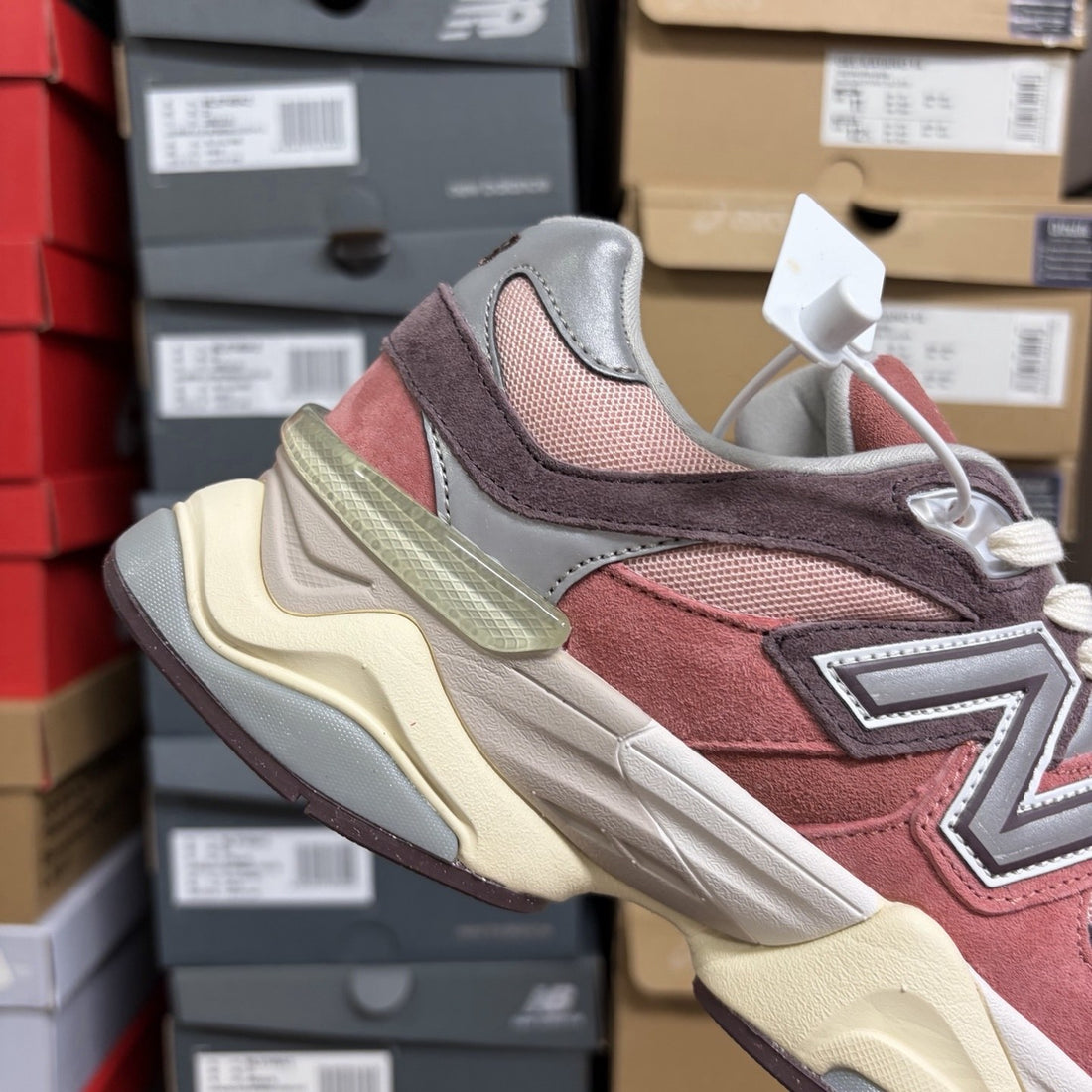 NB 9060 Rose Red Suede