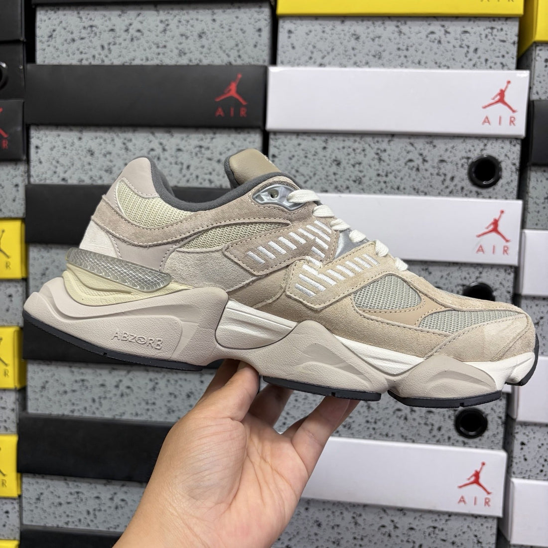 NB 9060 Sand Grey