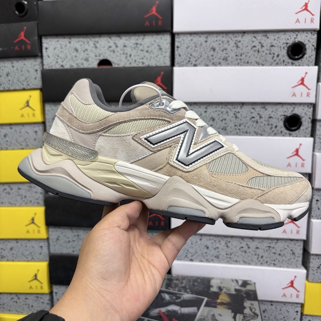 NB 9060 Sand Grey