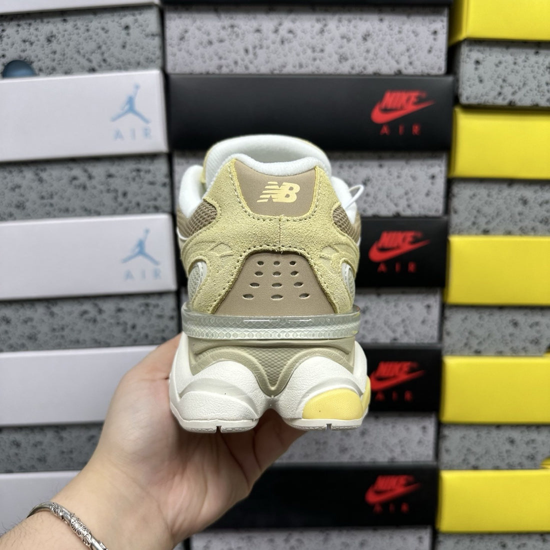 NB 9060 Sand Yellow