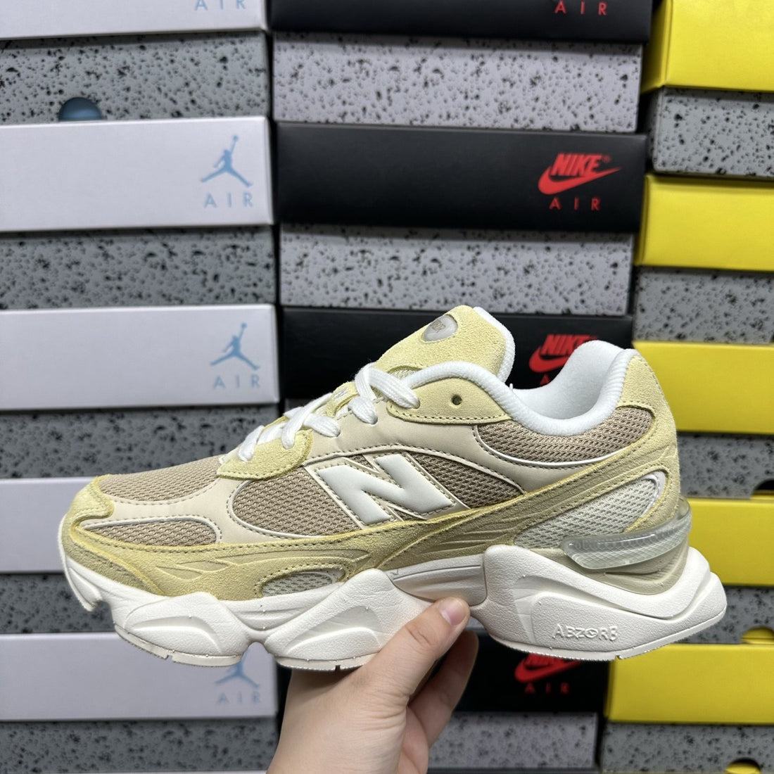 NB 9060 Sand Yellow
