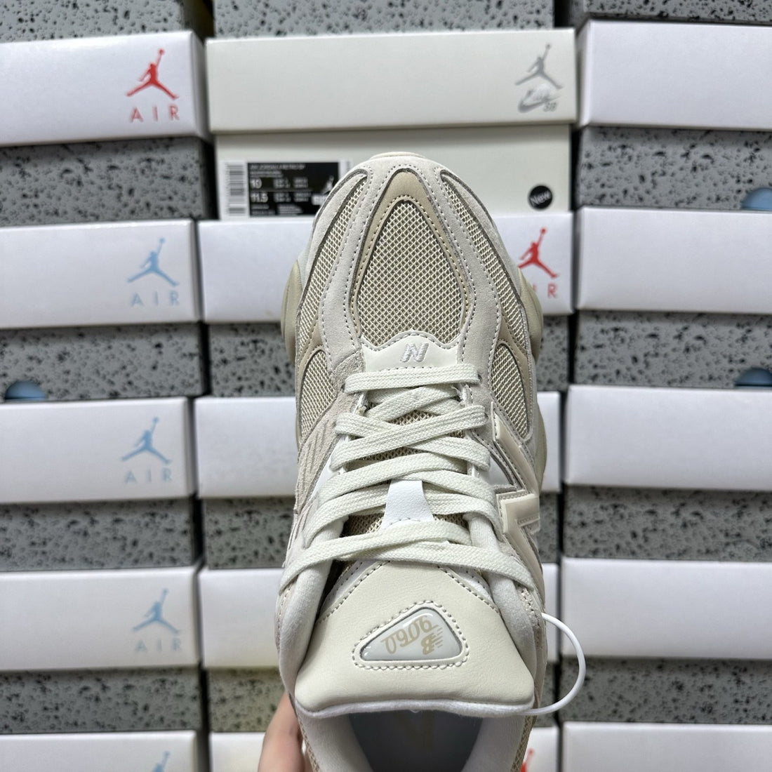 NB 9060 Sandstone Cream