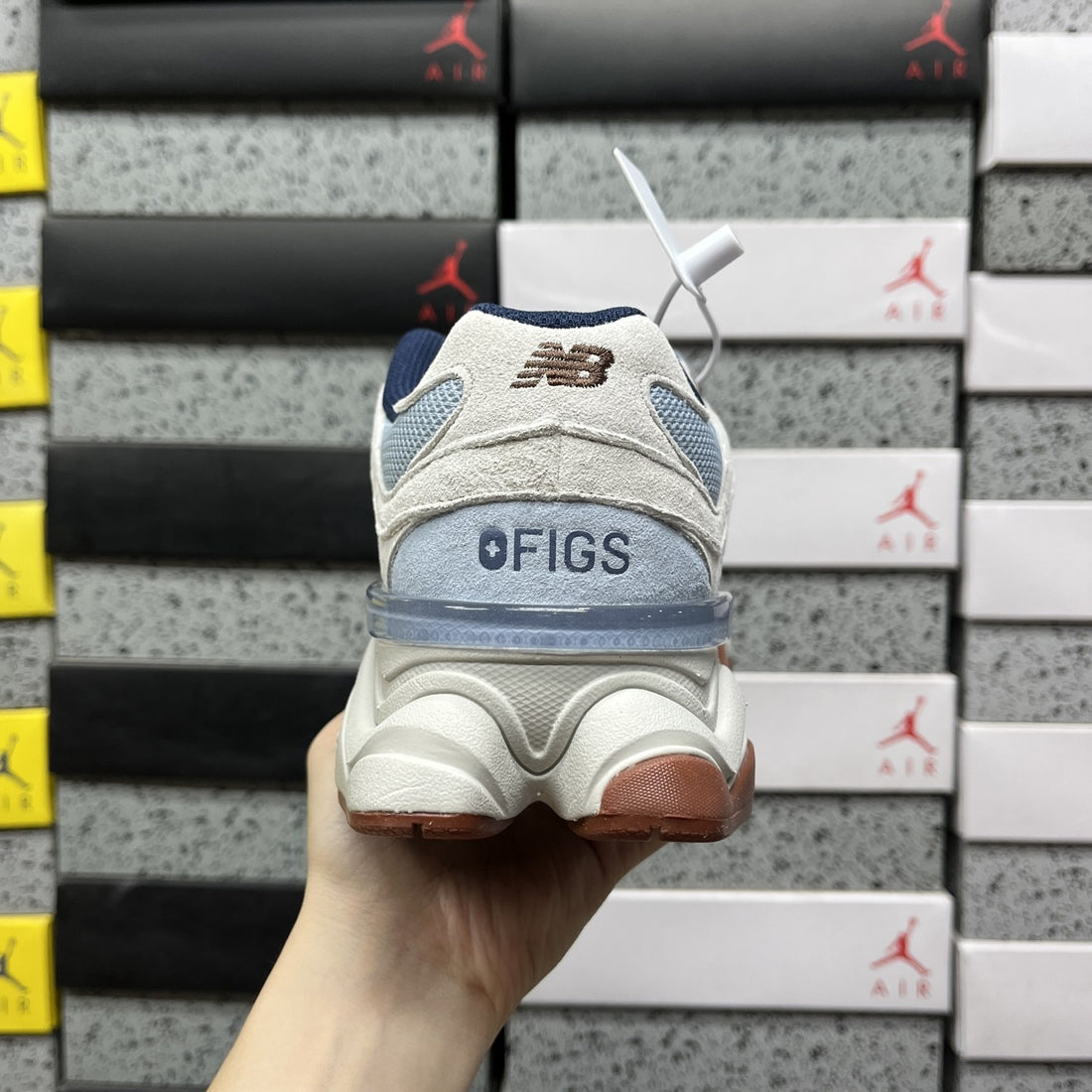 NB 9060 Sea Salt Blue Gum