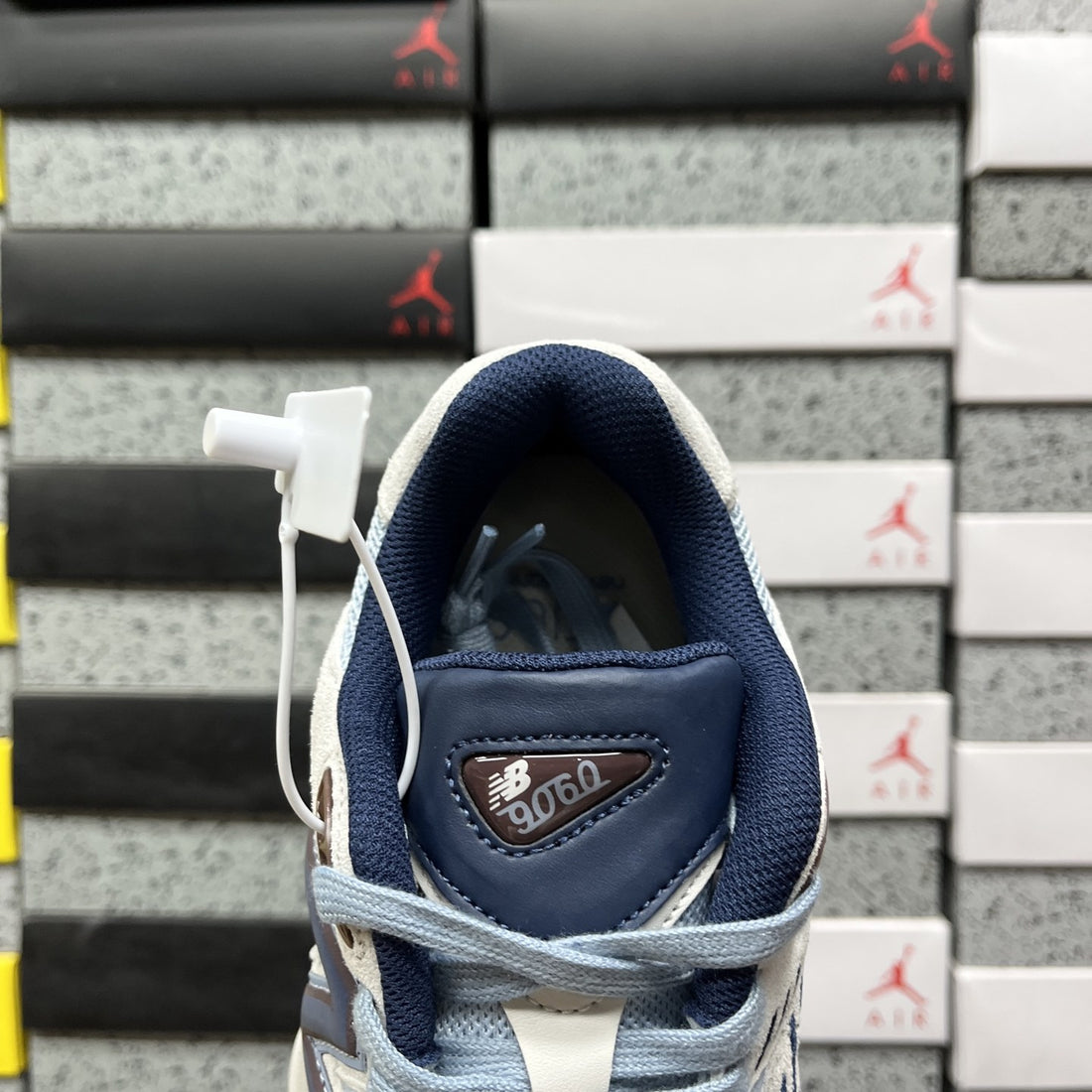 NB 9060 Sea Salt Blue Gum