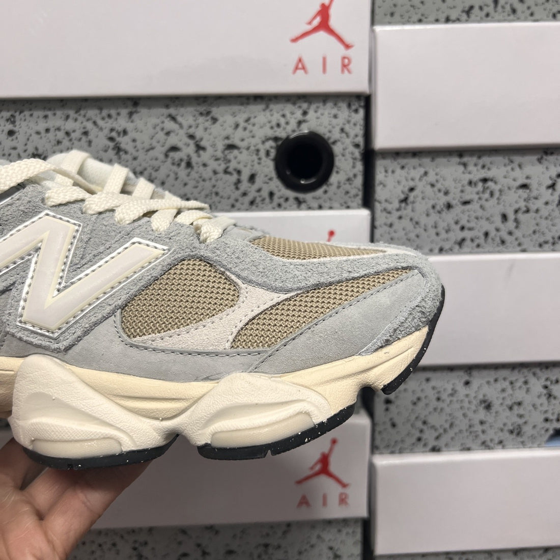 NB 9060 Sea Salt Silver