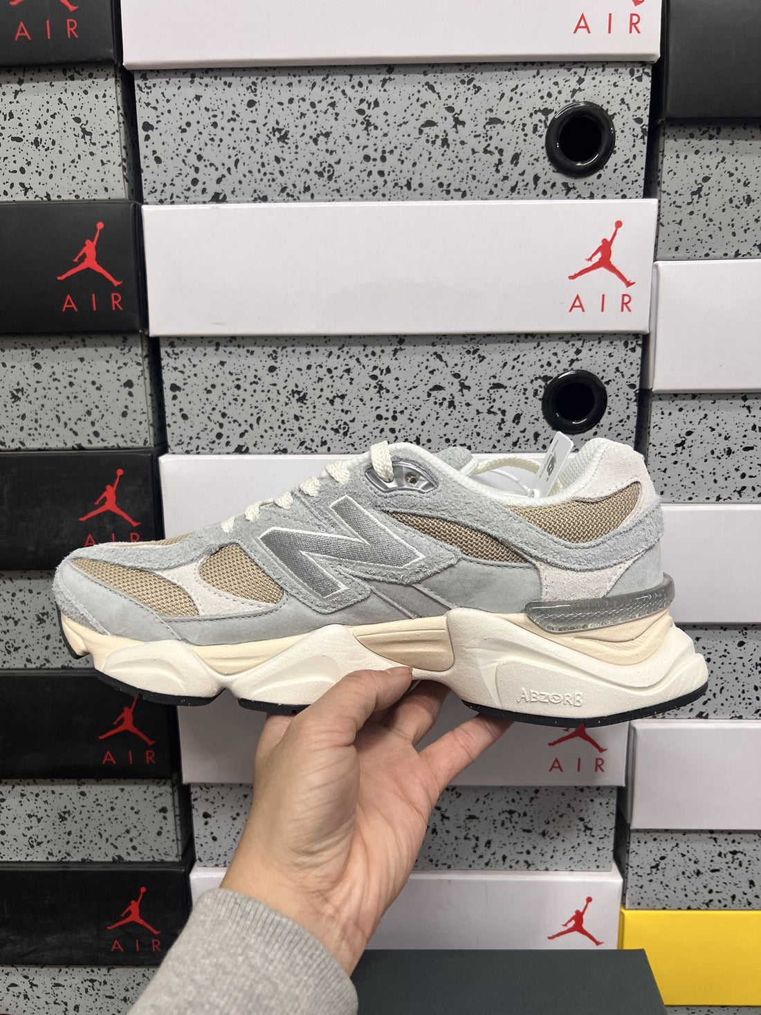 NB 9060 Sea Salt Silver