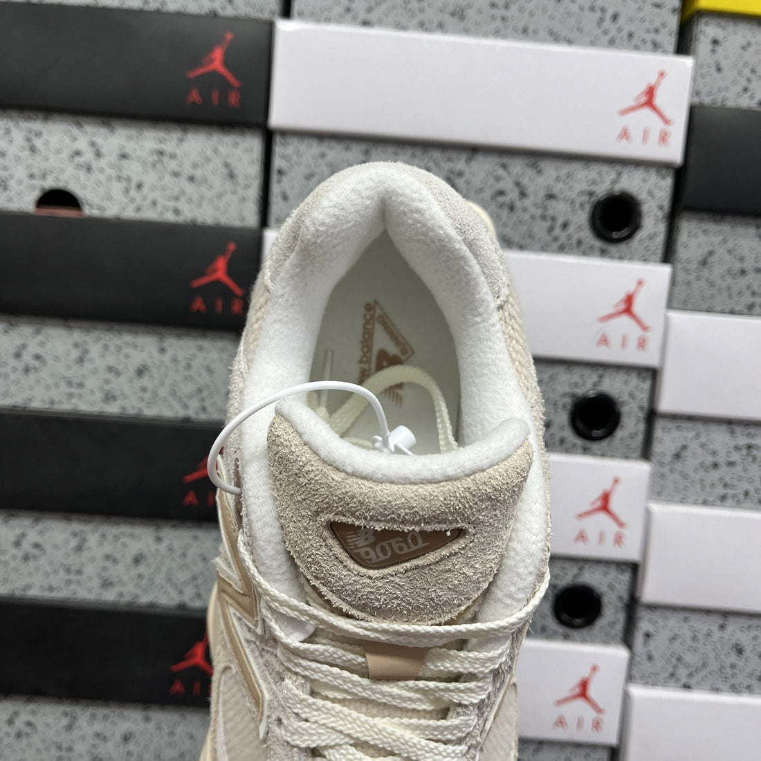 NB 9060 Sea Salt Tan