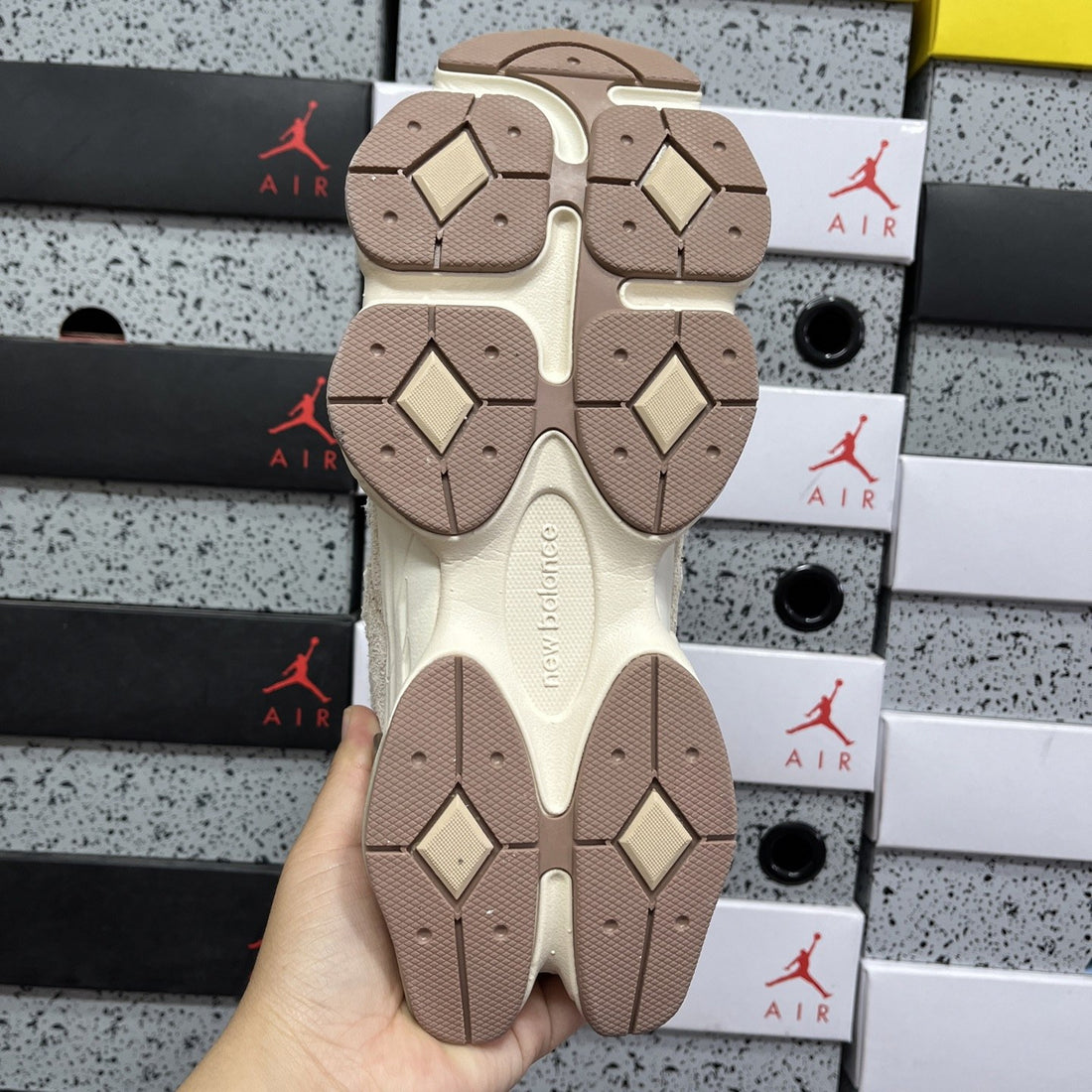 NB 9060 Sea Salt Tan