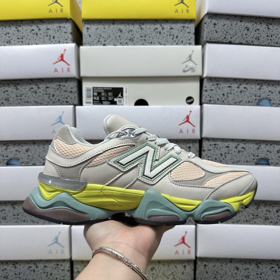 NB 9060 Sea Salt Volt Teal