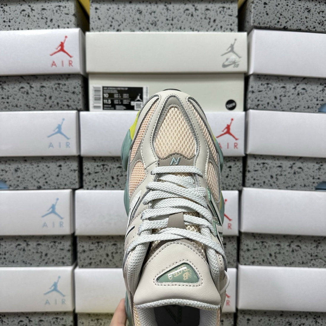 NB 9060 Sea Salt Volt Teal
