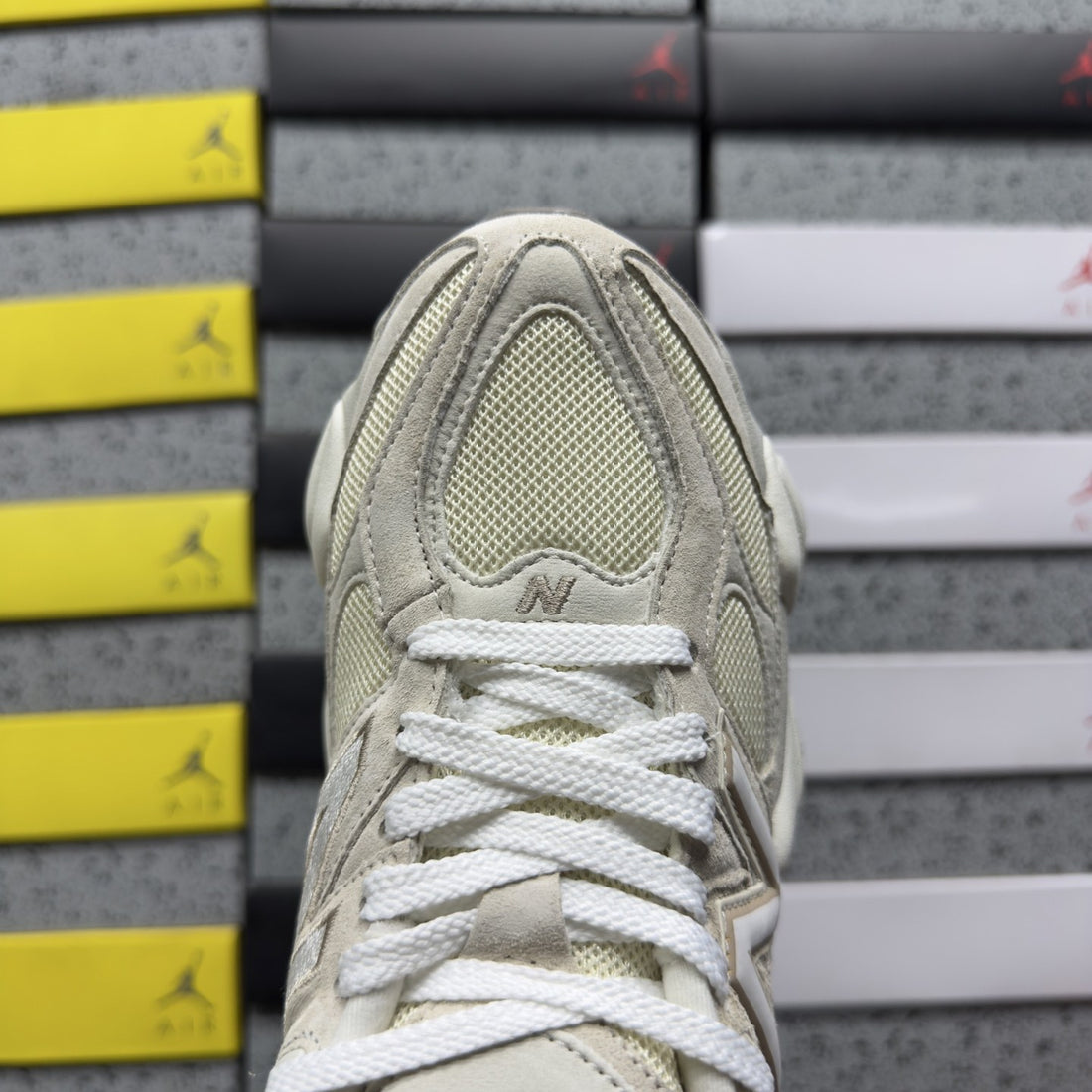 NB 9060 Sea Salt White