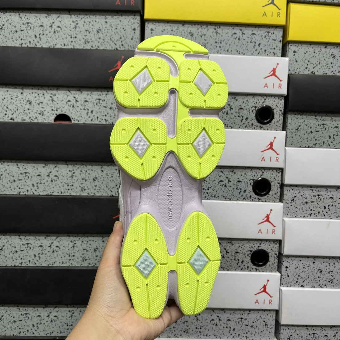 NB 9060 Silver Volt Lilac