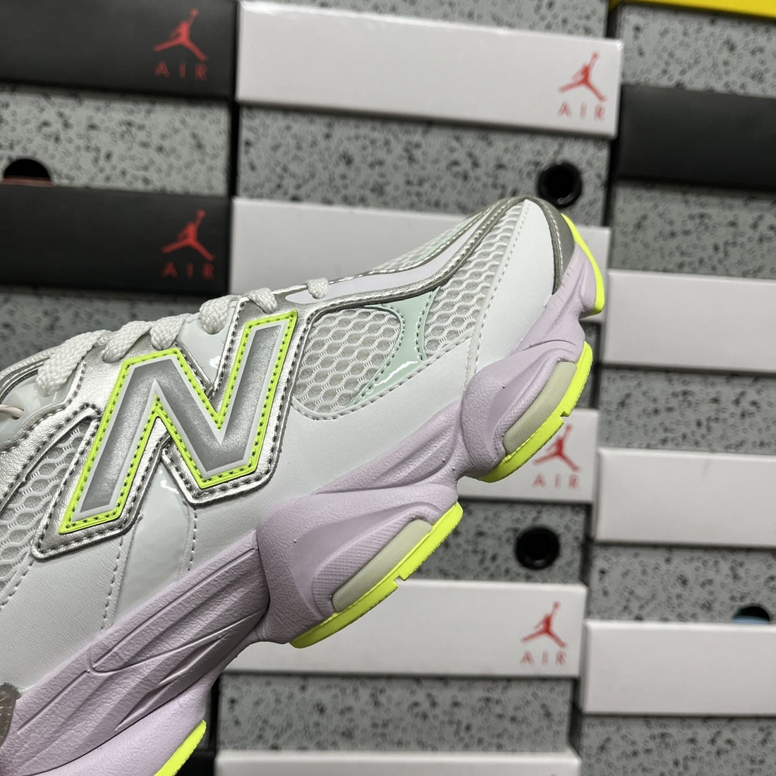 NB 9060 Silver Volt Lilac