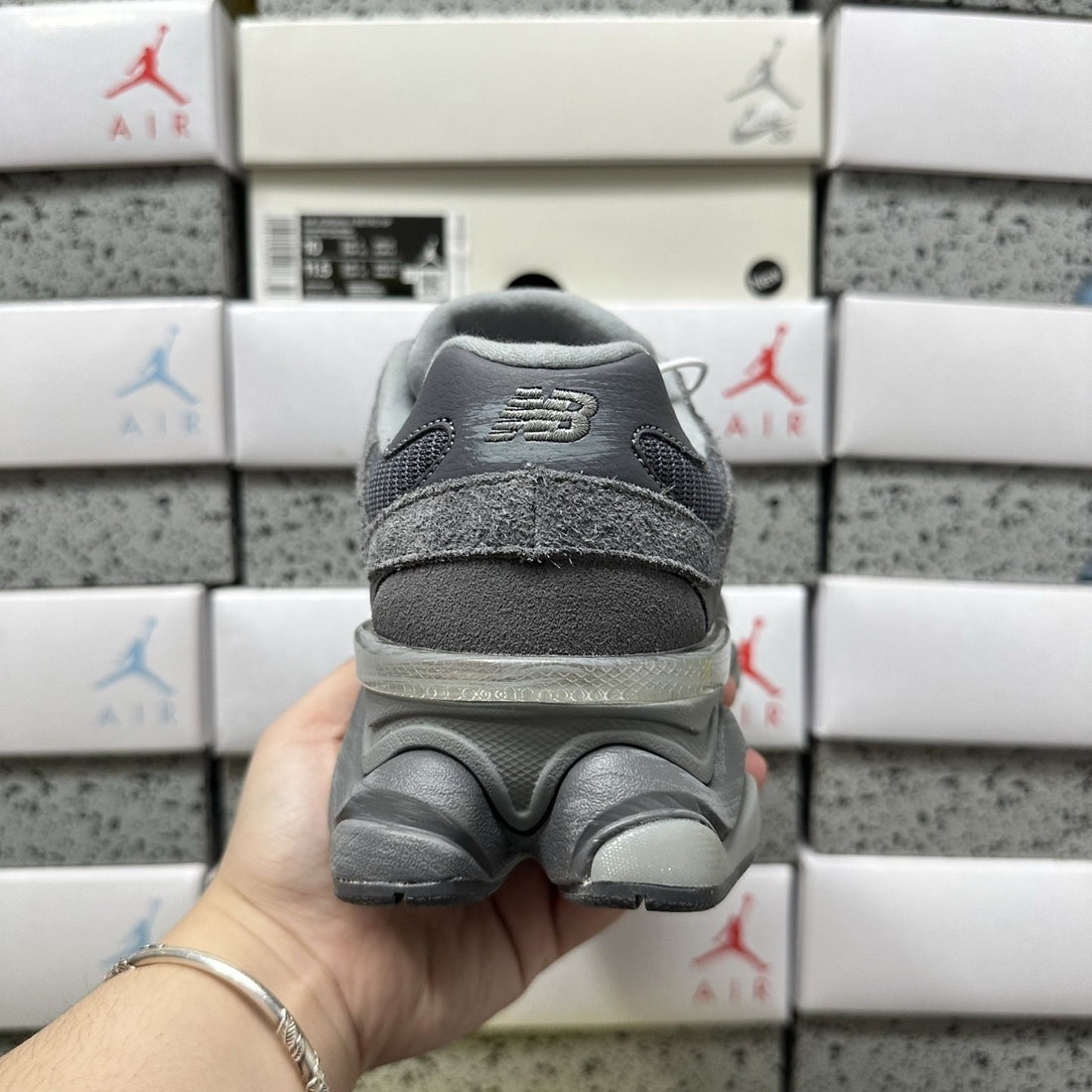 NB 9060 Steel Grey