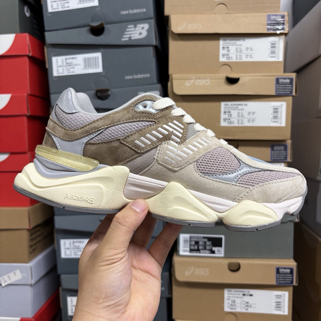 NB 9060 Tan Sky Blue
