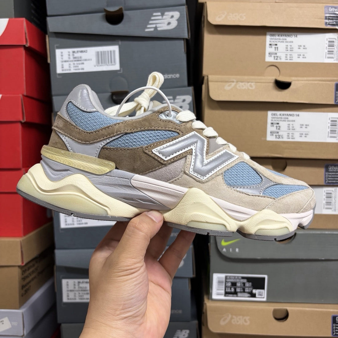 NB 9060 Tan Sky Blue