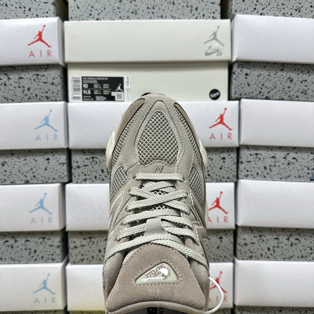 NB 9060 Taupe Grey
