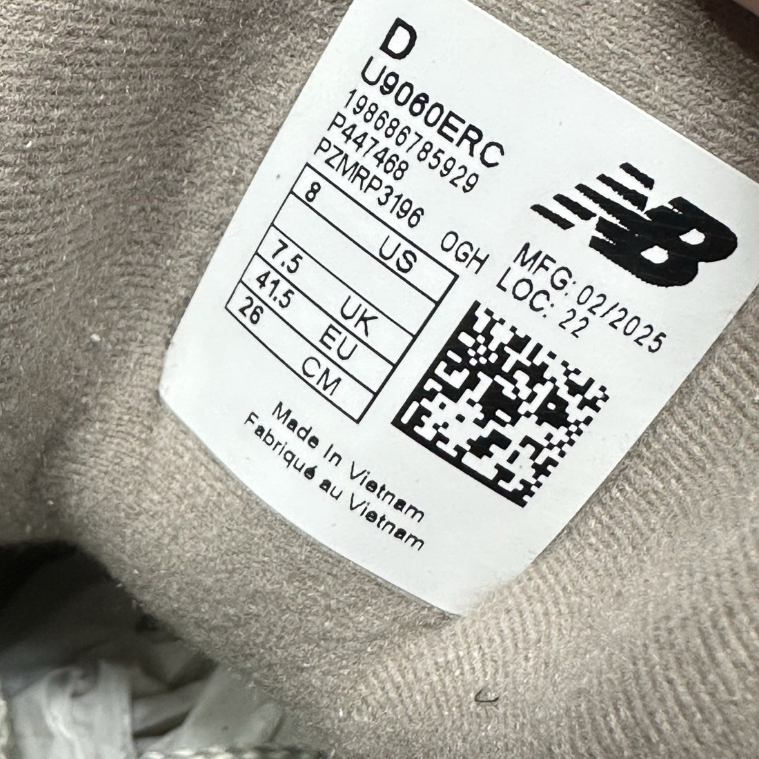 NB 9060 Taupe Grey