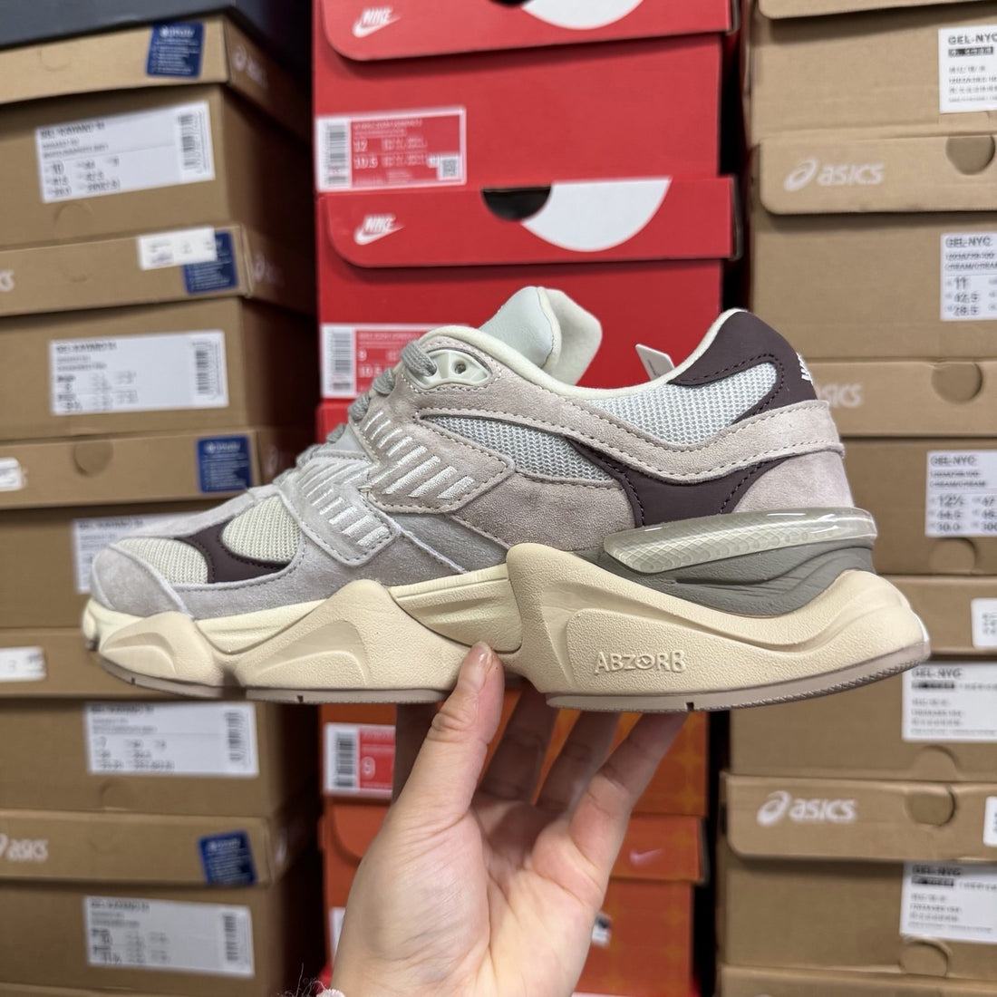 NB 9060 Taupe Silver