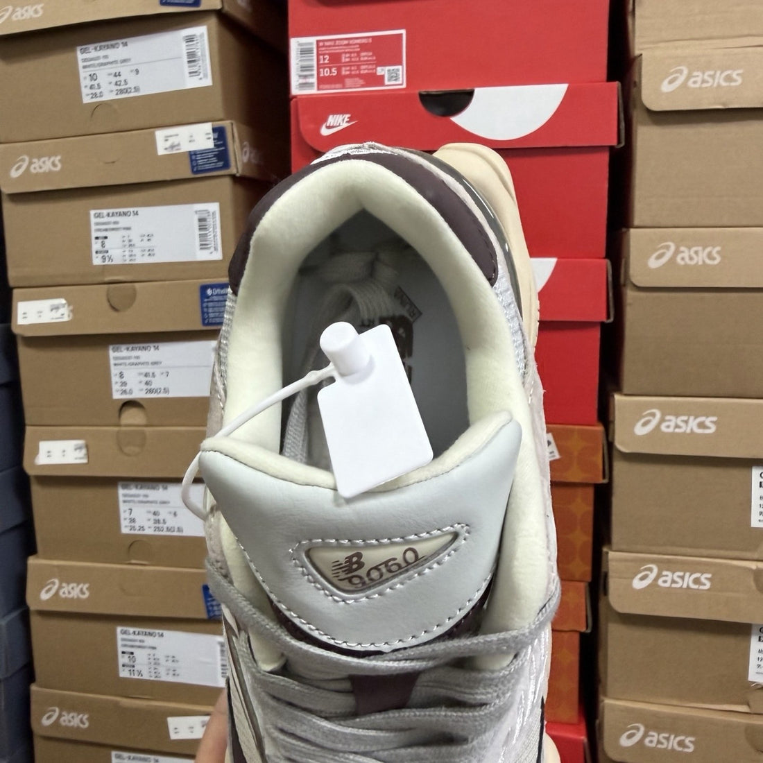 NB 9060 Taupe Silver
