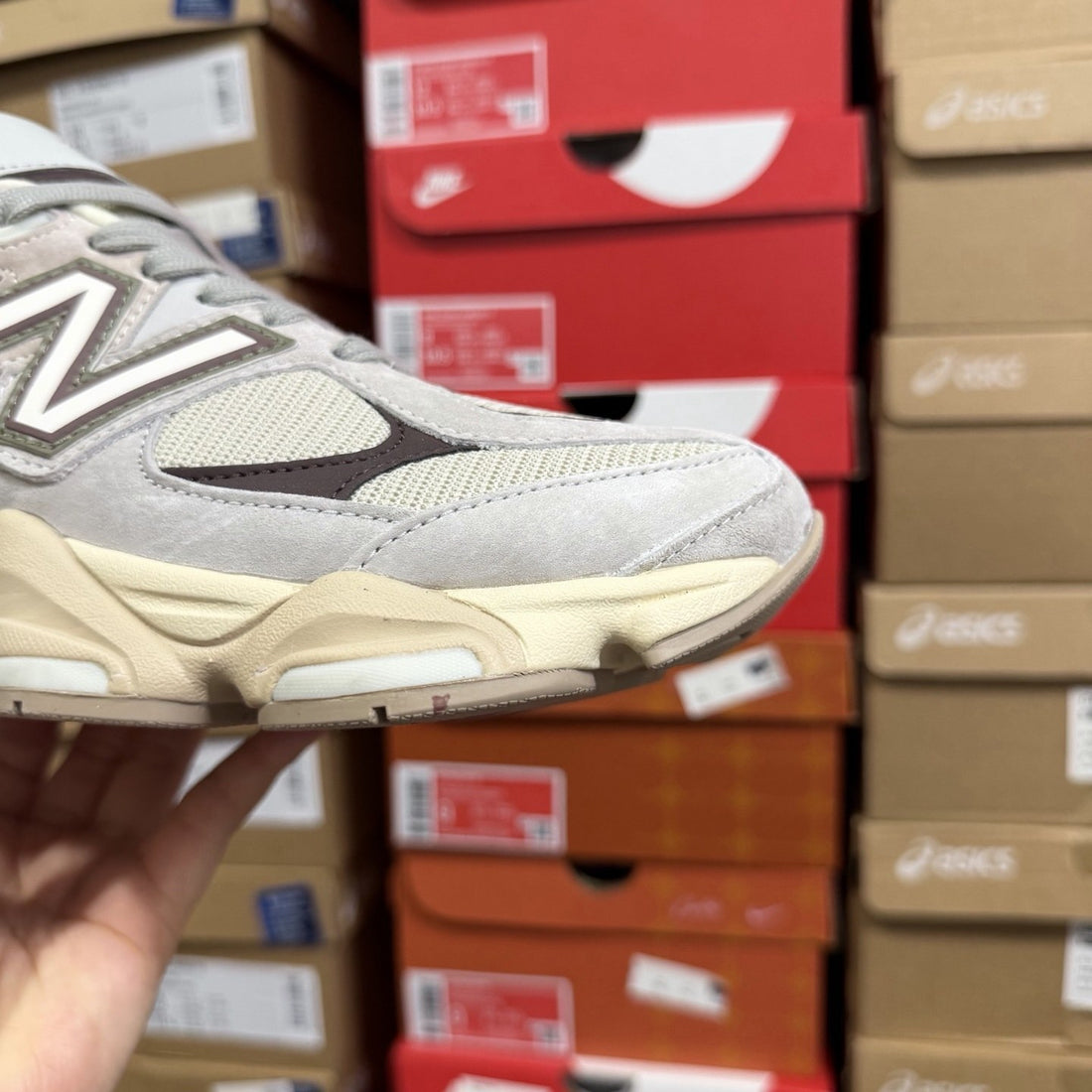 NB 9060 Taupe Silver