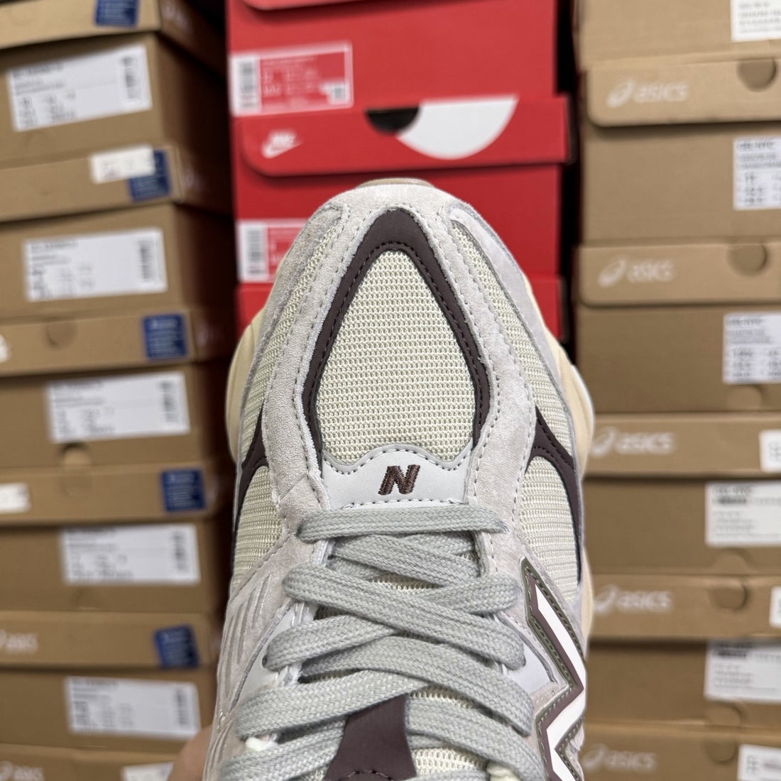 NB 9060 Taupe Silver
