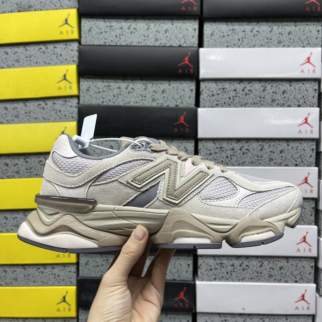 NB 9060 Timberwolf Cream