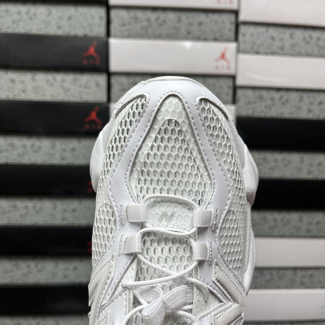 NB 9060 White Utility