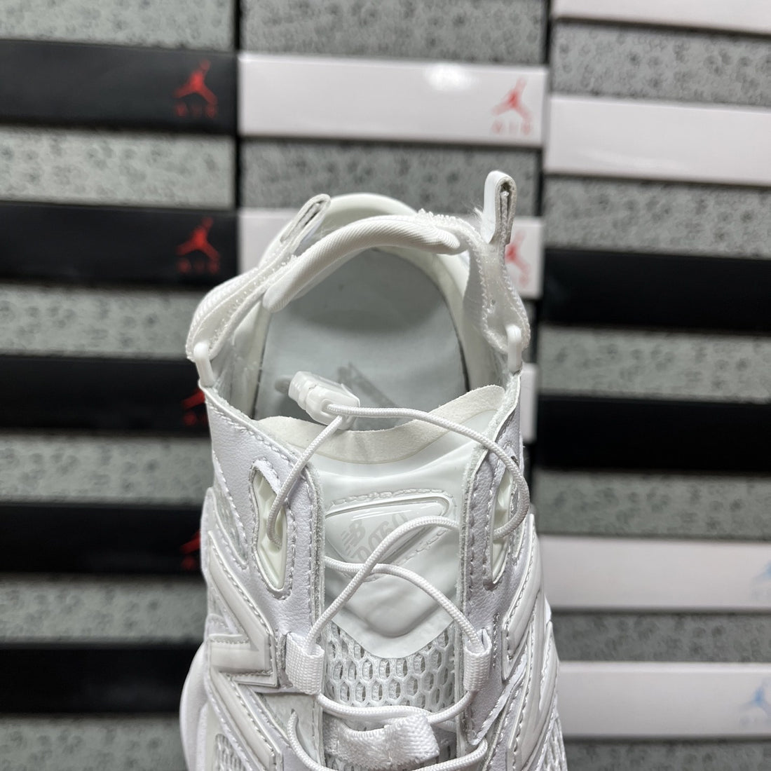 NB 9060 White Utility