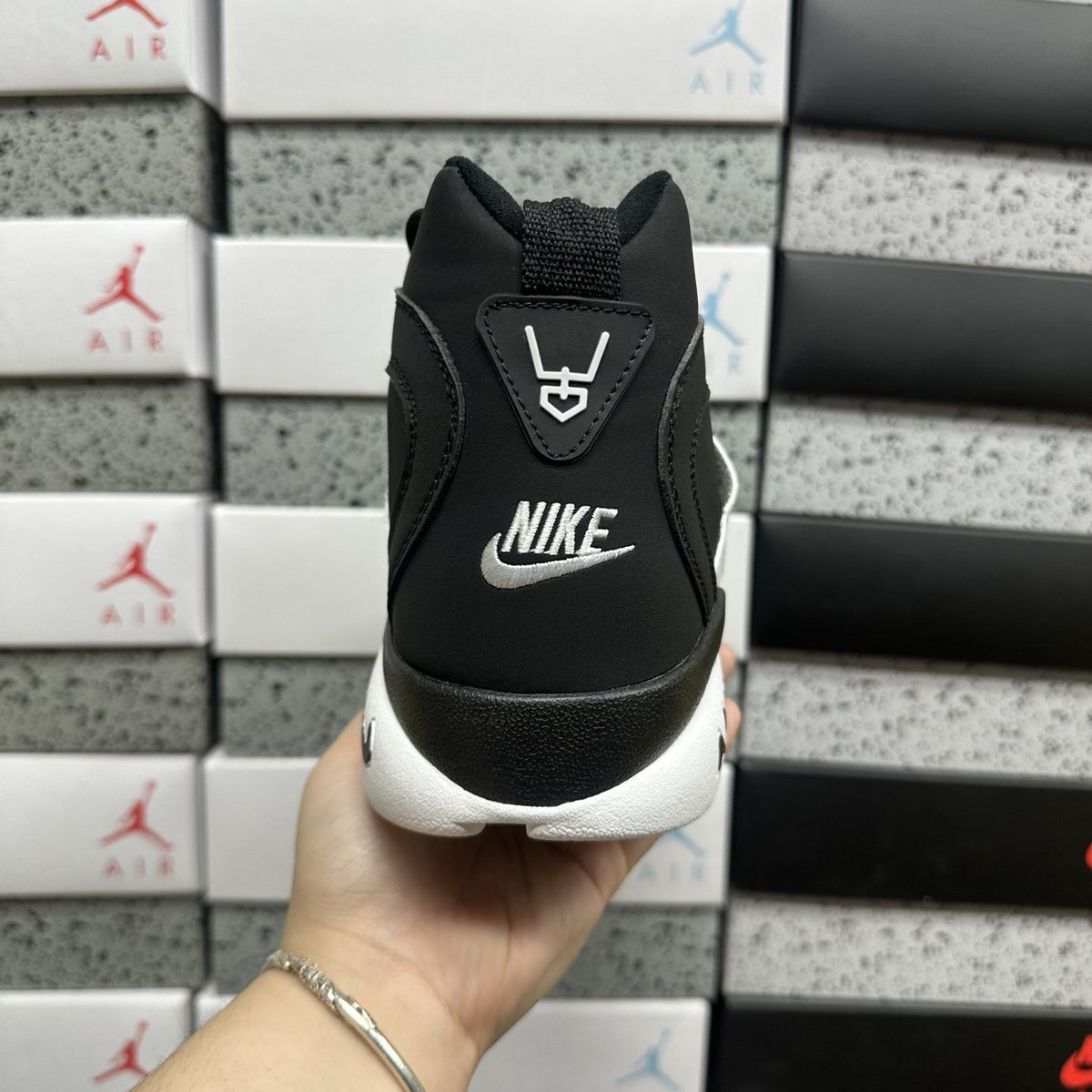 Nike Air Diamond Turf II Black White