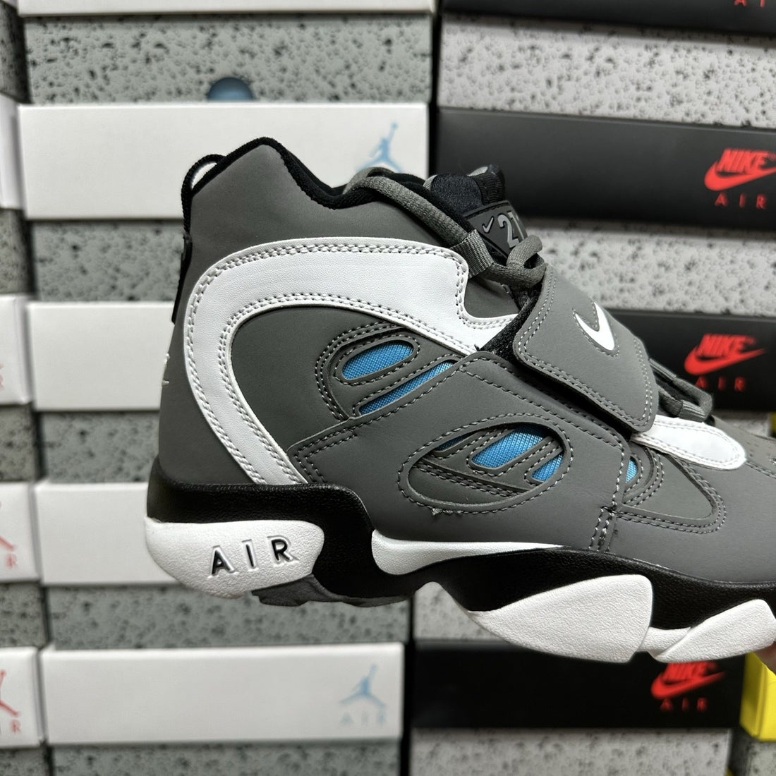 Air Diamond Turf II Grey Blue