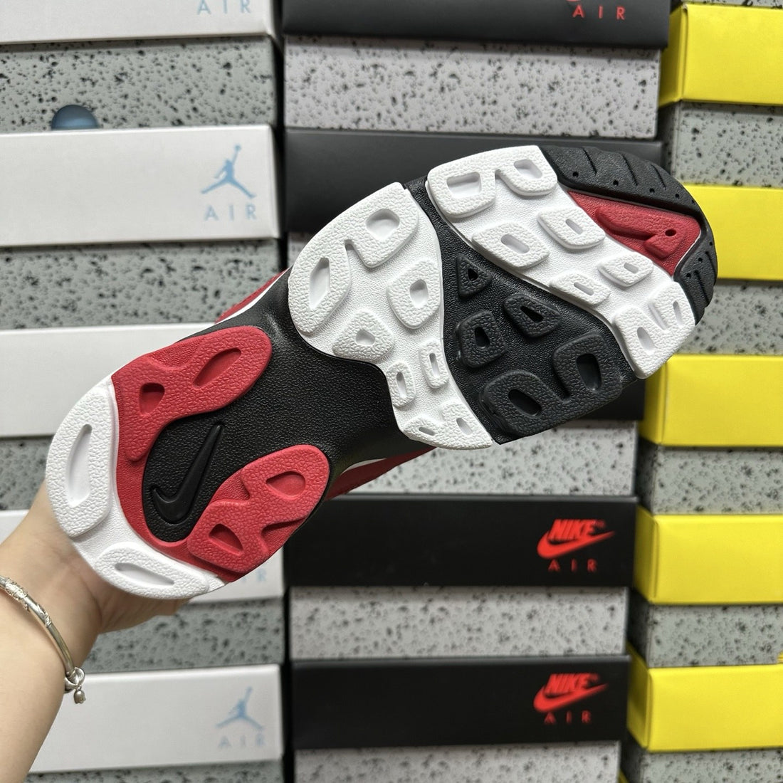 Air Diamond Turf II Red White