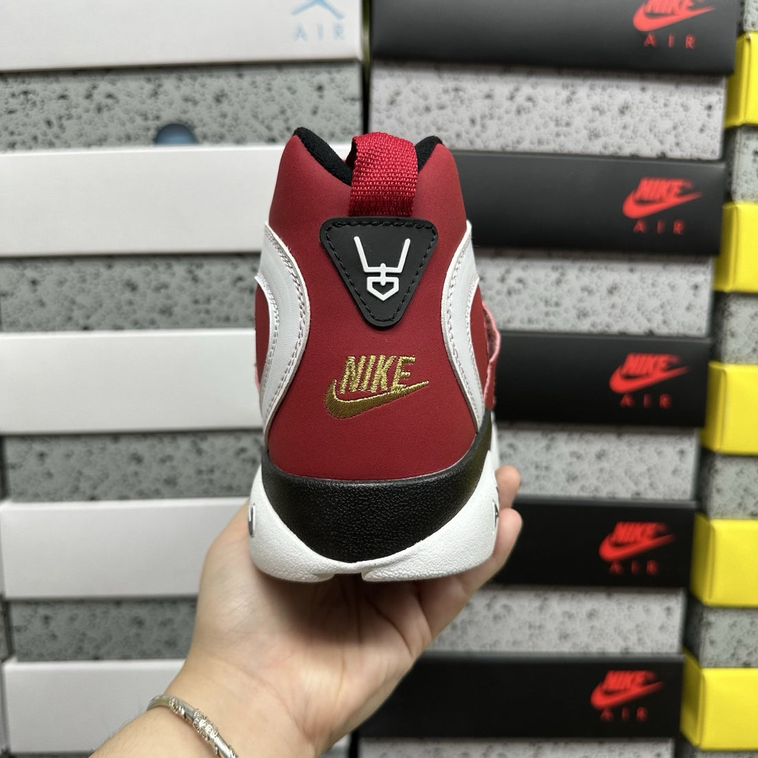 Air Diamond Turf II Red White