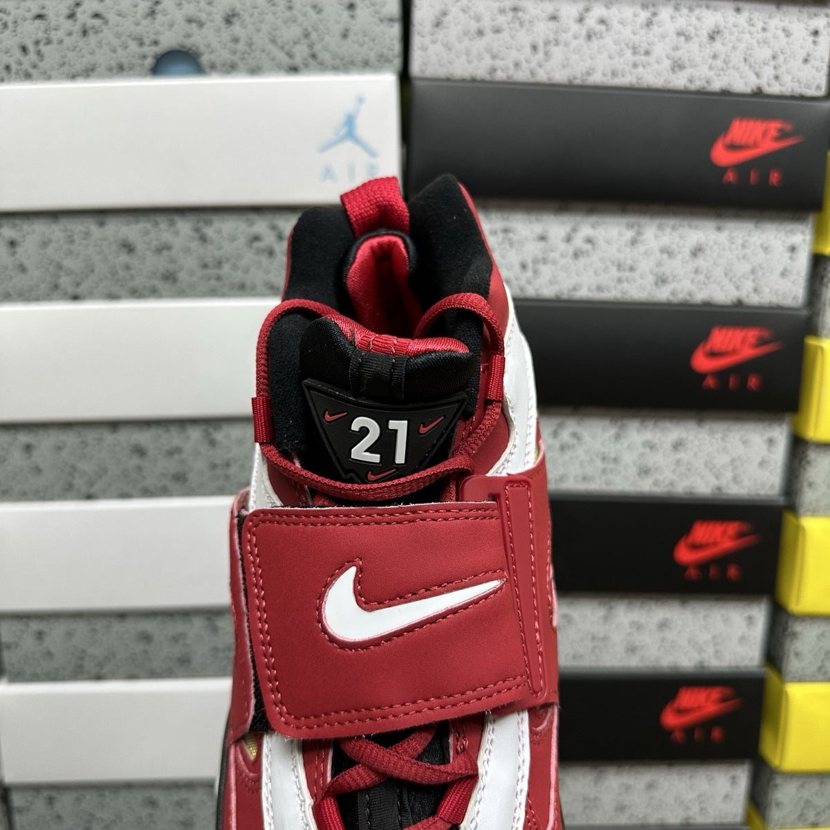 Nike Air Diamond Turf II Red White